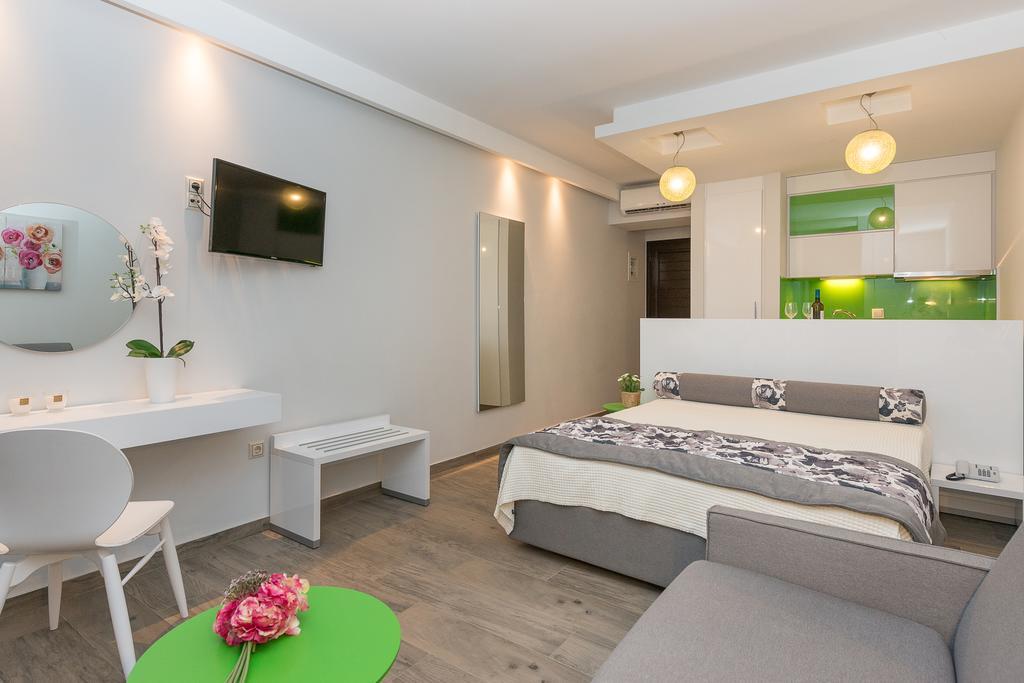 Mary'S Luxury Daire Chrysi Ammoudia Dış mekan fotoğraf